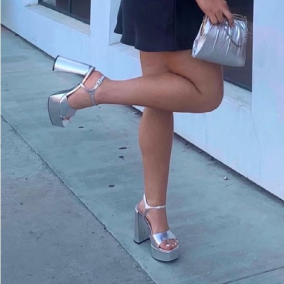 Zara Silver platform chunky sandal heel - Picture 1 of 5